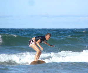 Aprenda a surfar em Itacaré-BA